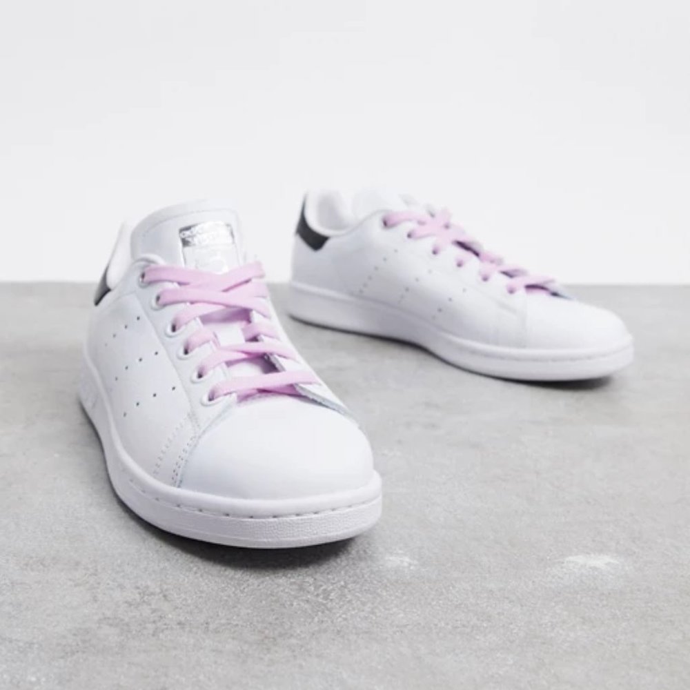 NEW  adidas Originals Stan Smith Casual Sneaker - Picture 2 of 16